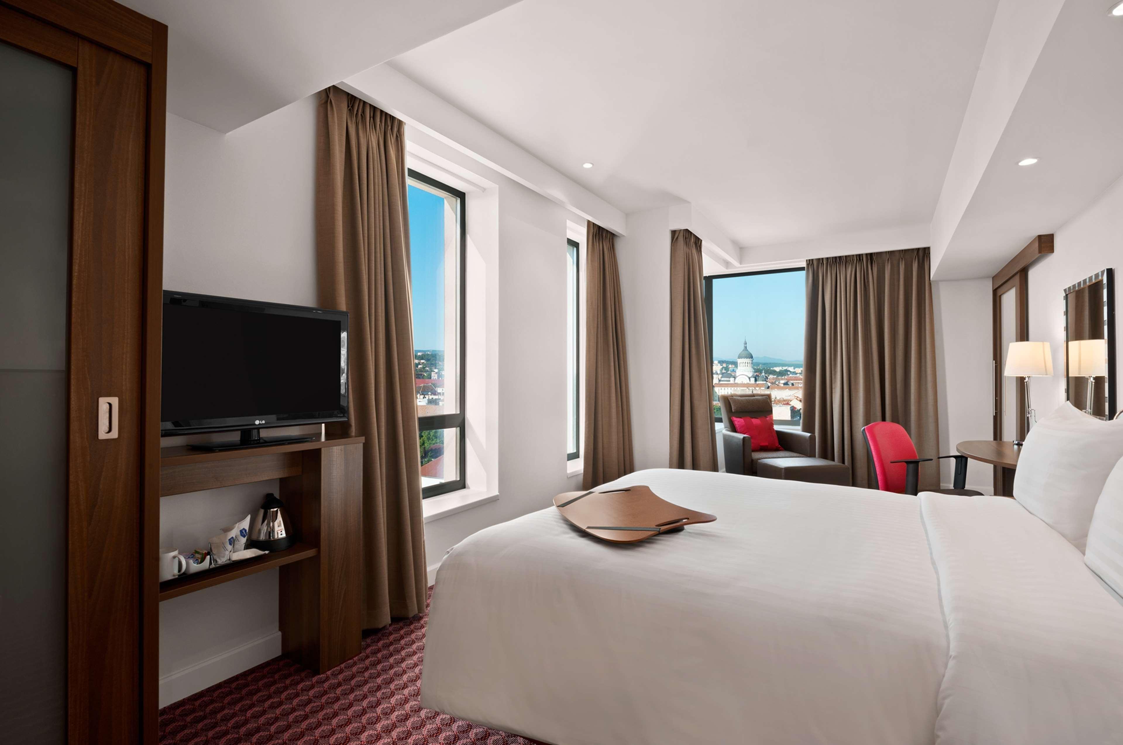 Hotel Hampton By Hilton Cluj-Napoca Exterior foto
